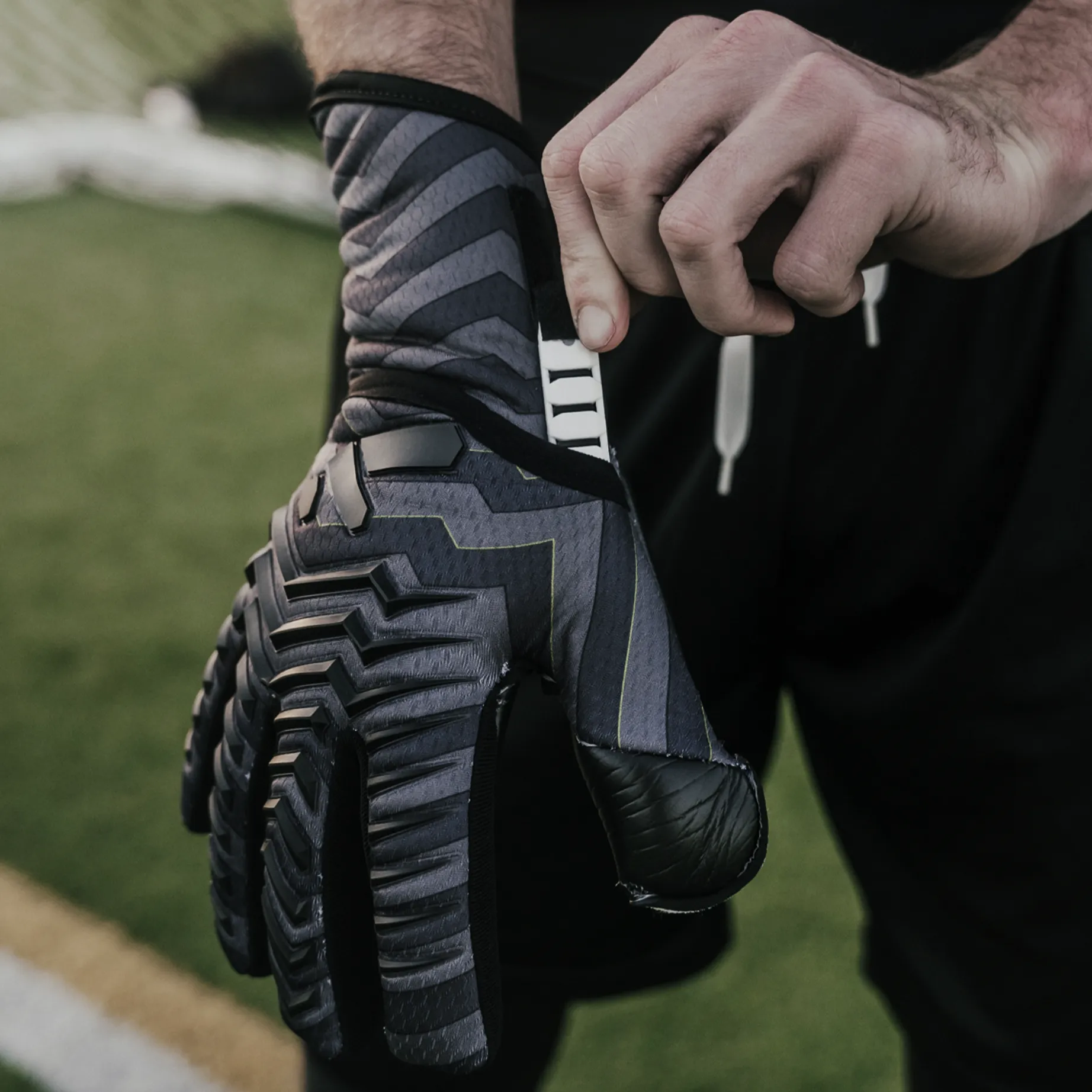 Electric GK Glove