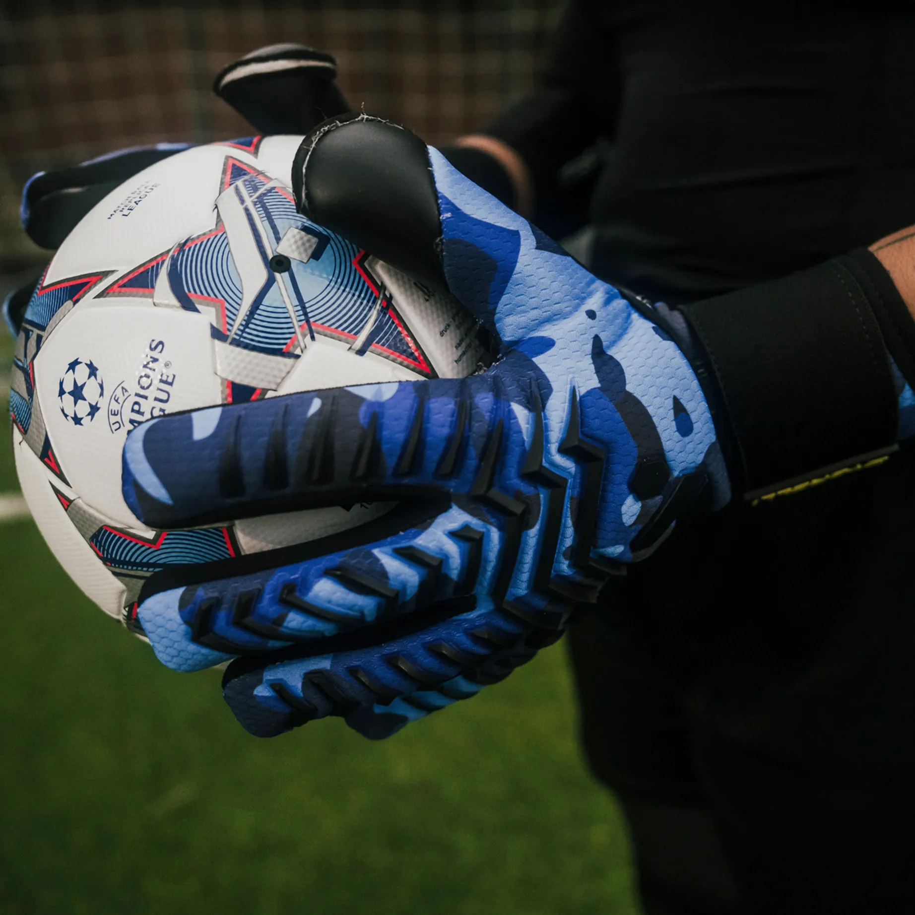 Electric GK Glove