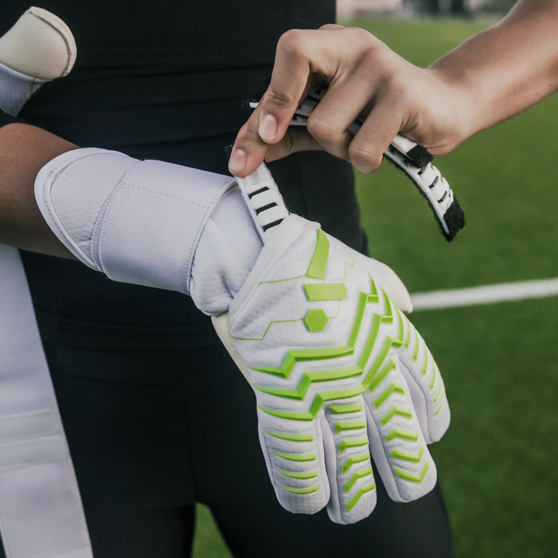 Electric GK Glove