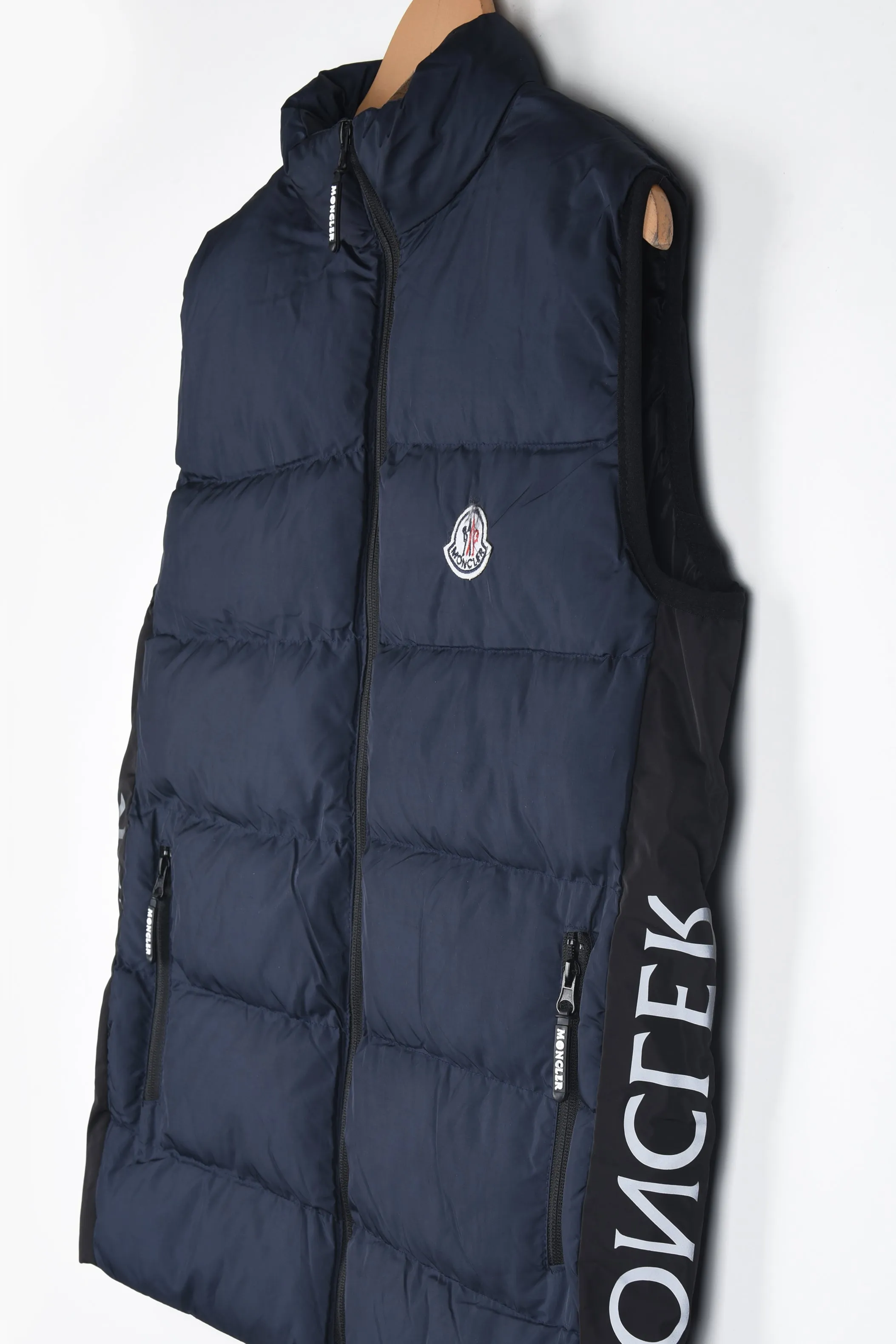 MONCLER PUFFER GILET